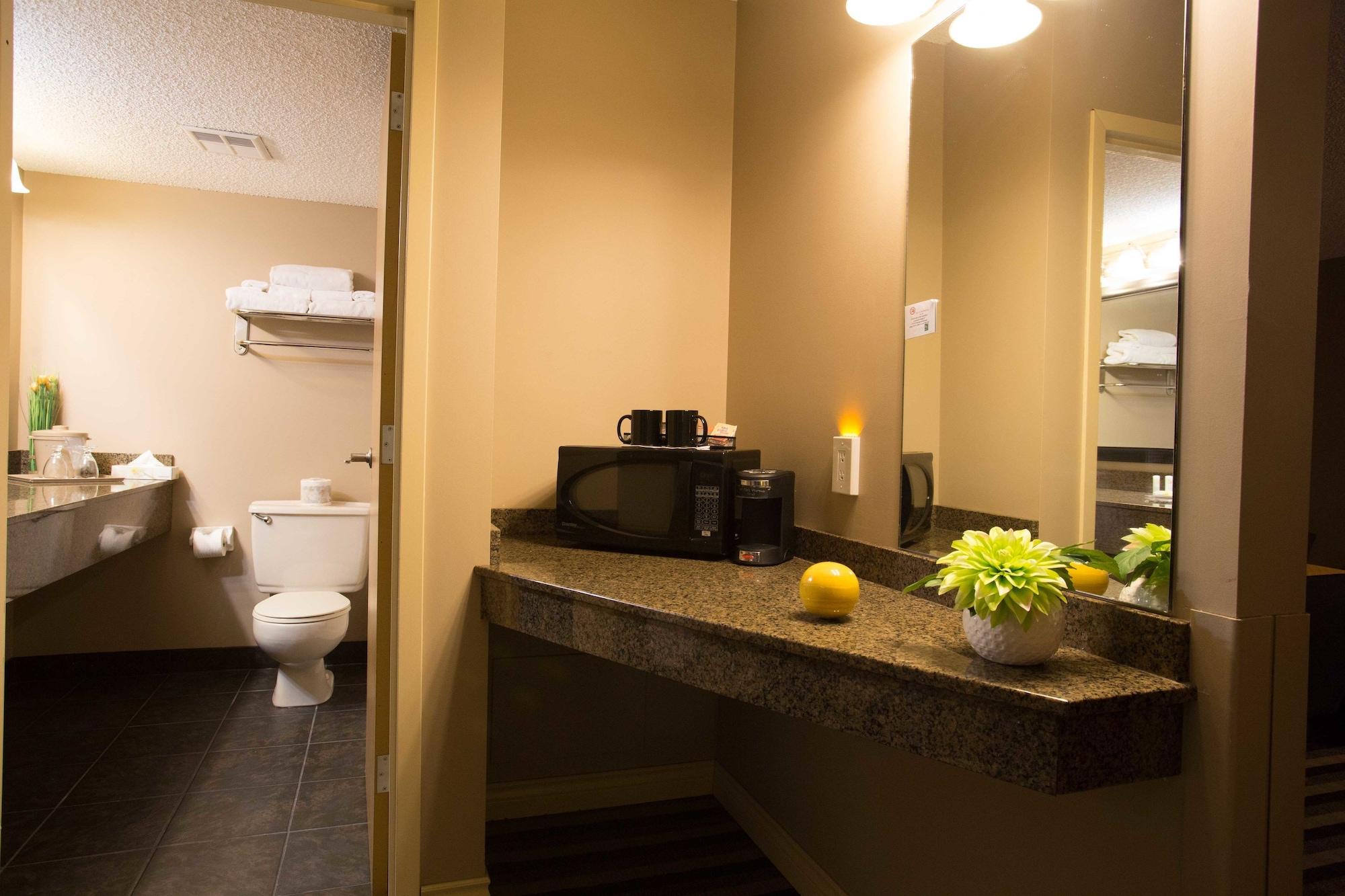 Quality Inn West Едмънтън Екстериор снимка