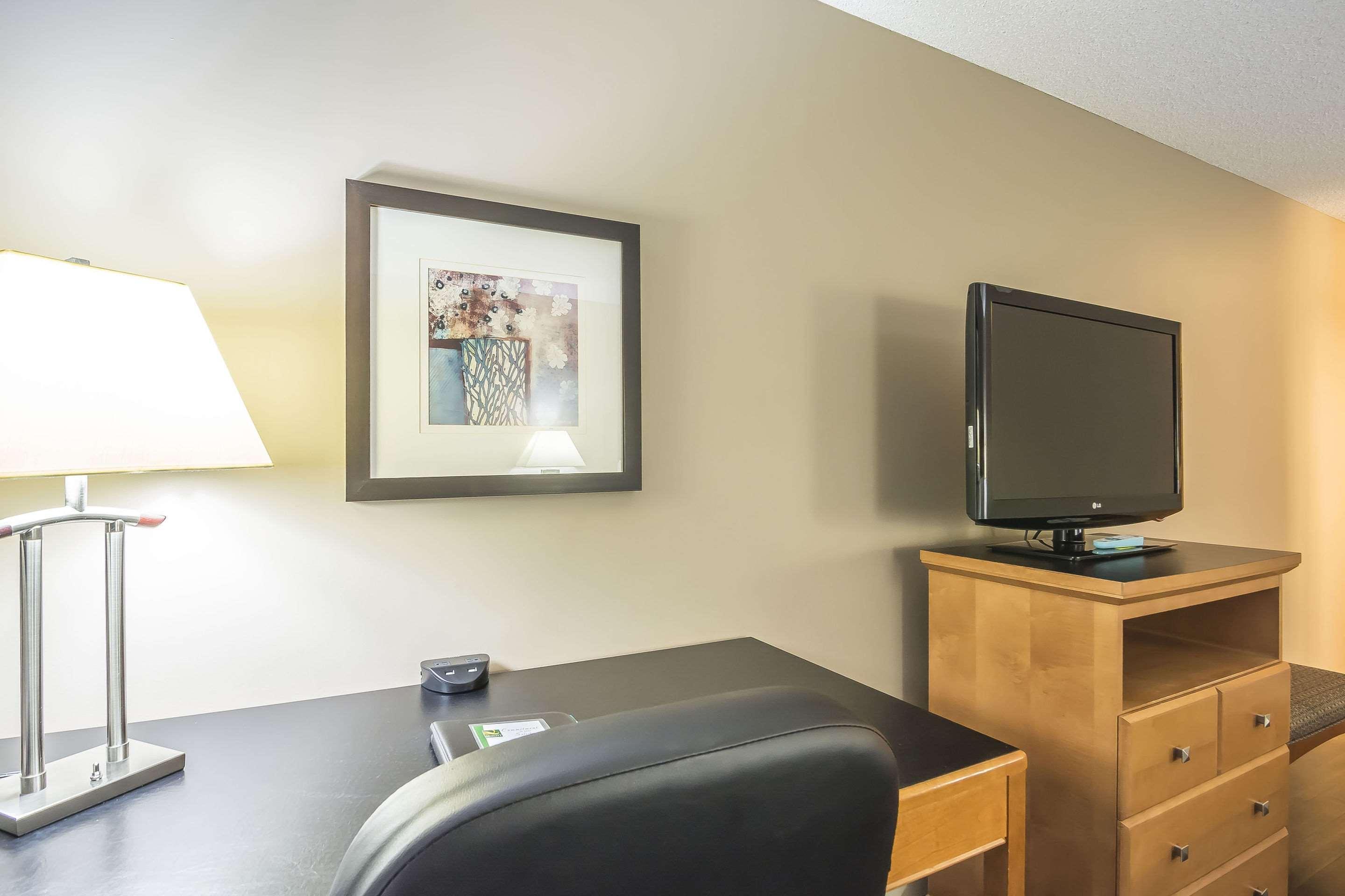 Quality Inn West Едмънтън Екстериор снимка