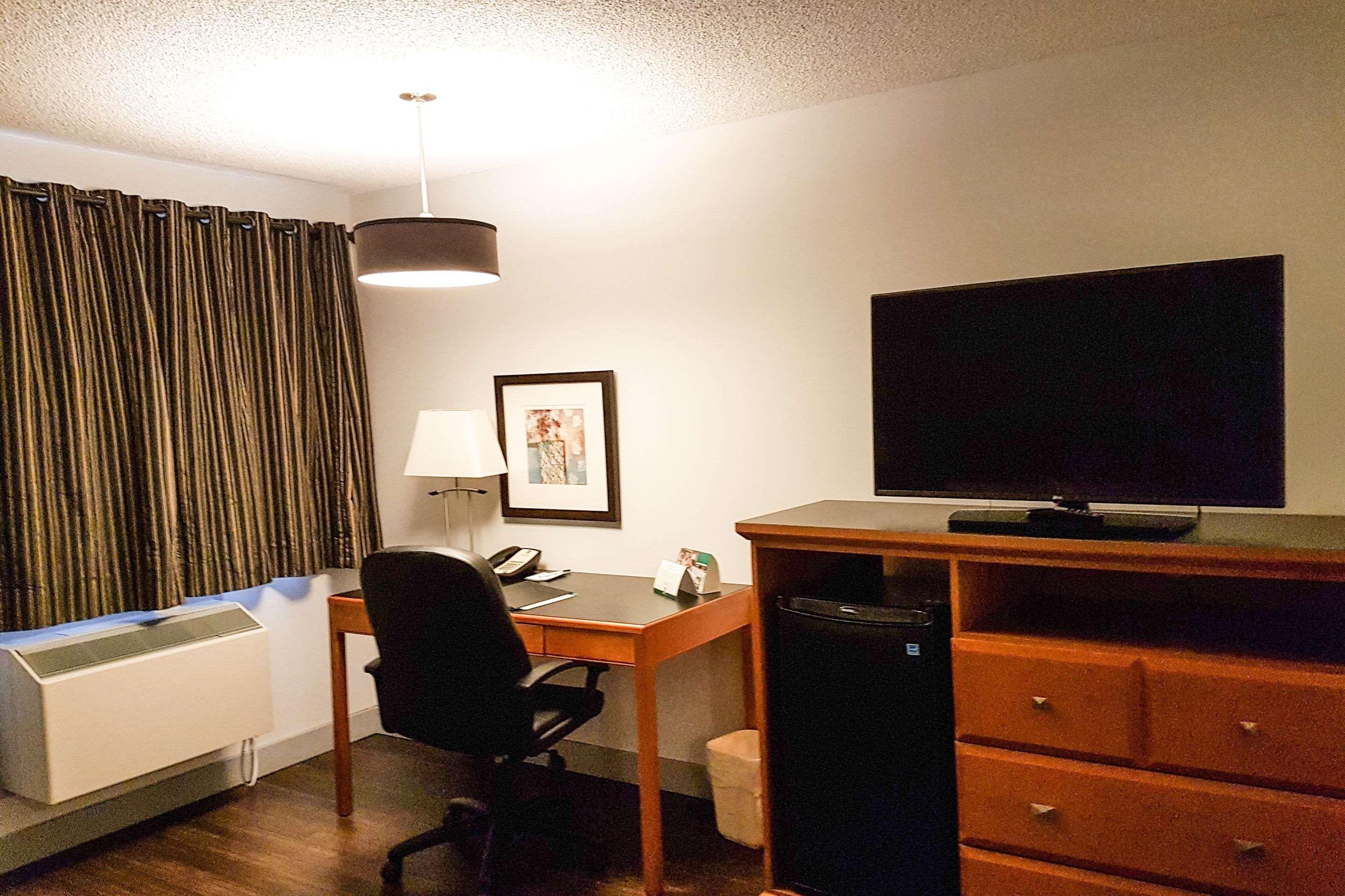 Quality Inn West Едмънтън Екстериор снимка