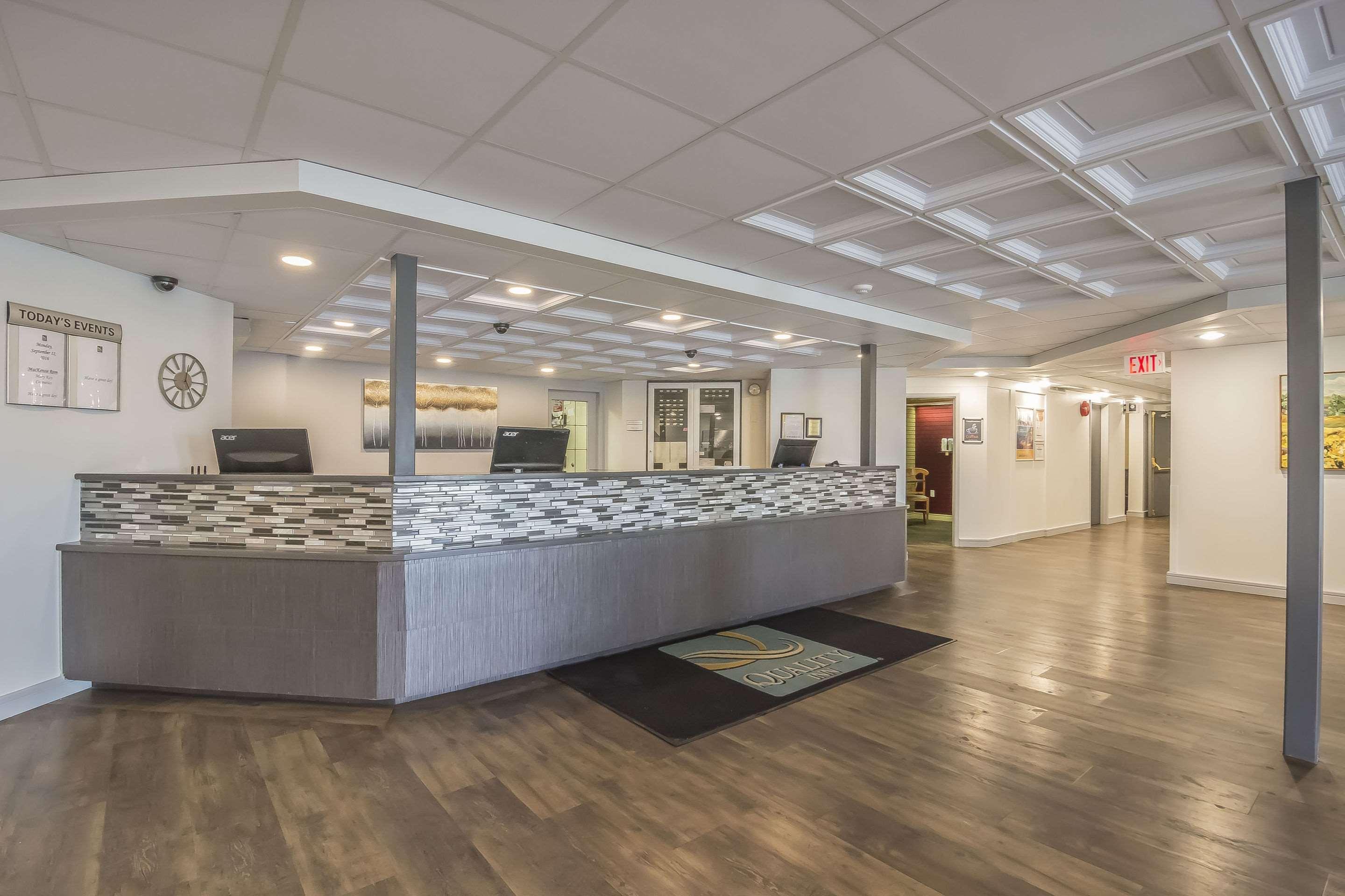 Quality Inn West Едмънтън Екстериор снимка