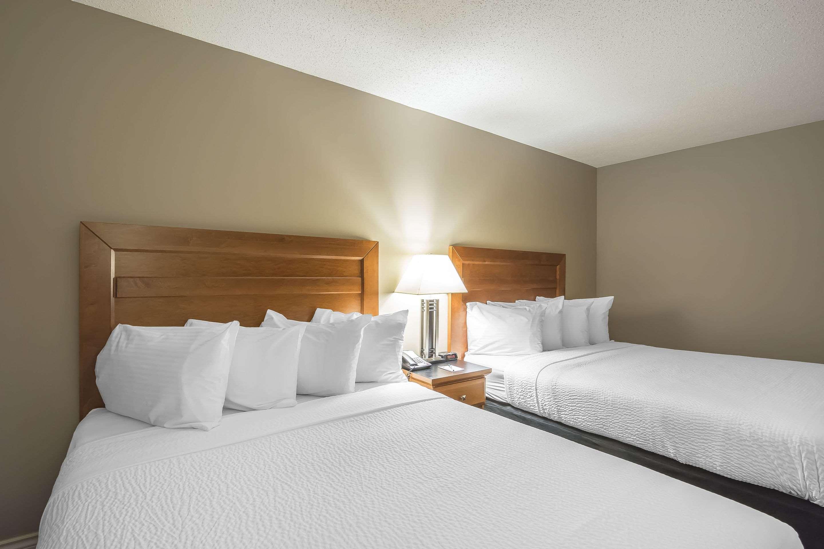 Quality Inn West Едмънтън Екстериор снимка